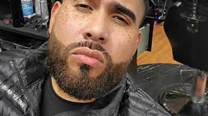 Roosevelt Beard's Instagram, Twitter & Facebook