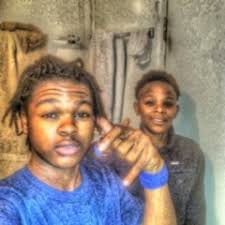 Listen to 454 (Halftime730 & 448 Blitz) by Halftime730 in 448 blitz  playlist online for free