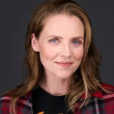 Melissa Bowen's Instagram, Twitter & Facebook