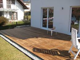 Schone Holzterrasse Holzterrasse Schone Holzterrasse Kleine Hinterhofgarten Terrasse Holz