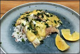 Ailes De Raie Au Curry Gingembre Et Coriandre En 2020 Coriandre Recette Aile De Raie Raie Recette