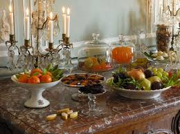 Visites D Interieurs De Maisons D Appartements Et De Lofts Elle Decoration Christmas Eve Table French Christmas Holiday Recipes Christmas