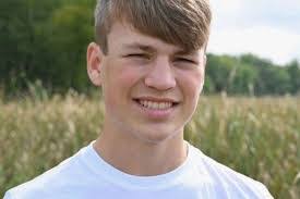 Kaden Foster's Instagram, Twitter & Facebook