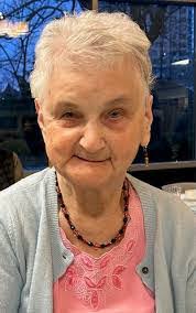 Glenda Chase's Instagram, Twitter & Facebook