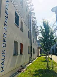 Haus der athleten das haus der athleten ist ein komplett saniertes wohnheim, in welchem die schüler der lausitzer sportschule rund um die uhr betreut werden. Haus Der Athleten Ospe Bw