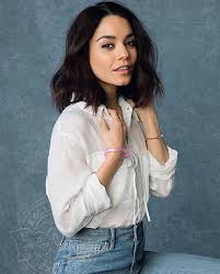 But it seems like selena gomez is ahead of the trend, debuting a new, much shorter haircut a few weeks early than. 20 New Selena Gomez Short Haircut 2021 Short Hair Models