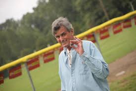 He is also known for his role as randy monahan on the netflix series love, and cowan in the tomorrow war. Kingsmen Guitarist Mike Mitchell Who Made Louie Louie A Breakout Hit Was Playing Guitar Days Before He Died In Oregon Oregonlive Com