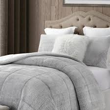 Grey wolf faux fur bed blanket. Swift Home Premium Ultra Soft 3 Piece Grey Faux Fur Reverse To Sherpa Full Queen Comforter And Sham Set Shcm3 002 Fqgr The Home Depot