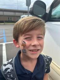 Hey Mary G. Montgomery High School, we have some future Vikings headed your  way in a few years!! Bring home the Win tonight! J.E. Turner is rooting for  you!! 🏆🏈💙🖤 #skolvikings #MCPSS #