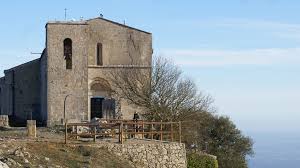 El santuario de la Virgen del Monte, un símbolo de historia y literatura |  Catalunya Religió: Portal religioso de Cataluña
