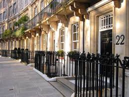 May experience vog (volcanic smog) at times. Where To Stay In London 8 Of The Best Places And Areas
