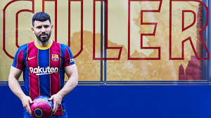 Among the dinner guests were sergio aguero (brand new barça reinforcement), sergio busquets, jordi alba, los streamers ibai llanos y martín pérez disalvo (coscu) y mauricio del castillo, brother of kun. Mercato Mercato Barcelone Depart Avenir C Est Le Flou Total Pour Sergio Aguero