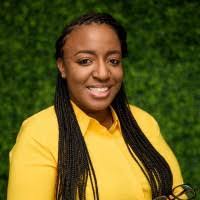 Kayce Williams's Instagram, Twitter & Facebook