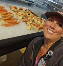 🎙We have another announcement... Congratulations to Ty Weifenbach for  reaching his one year of service milestone. Ty is our deli department  assistant leader here in Rhinelander. We hope to celebrate many more