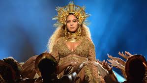 Beyonce was awarded four 2021 grammys, bringing her grammy win total to 28. Grammy Nominierungen 2021 Alles Beyonce Oder Was