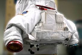 The national air and space museum and the smithsonian's digitization program office 3d scanned the suit, helmet, and gloves. Apollo Investigation Apollo Space Suits Shenanigans And Shortcomings Costumes Designed For Simulation And Photography Aulis Online Different Thinking