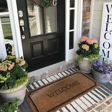 Display them on either side of the. 20 Beautiful Front Door Flower Pots For Cheerful House Painted Front Doors Front Porch Decorating Beautiful Front Doors