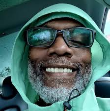 Introduction and photo sharing