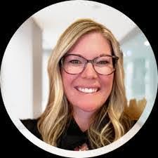 Crystal Gholson's Instagram, Twitter & Facebook