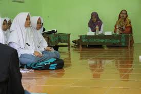 Studi banding pada proses pembelajaran di sekolah lain diharapkan mahasiswa mpdr. Fastabiqul Khairat Studi Banding Ma Al Anwar Dan Smk Al Anwar Ma Al Anwar 2