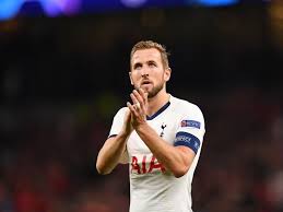Striker harry kane was born on 28 july 1993 and was raised in walthamstow, north london. Head Up Harry Kane Posts Strong Twitter Message As Injury Seriousness Is Confirmed Tottenhamblog Com