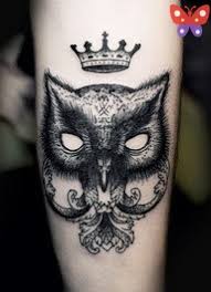 Bu özel kağıttaki resmi dövme yaptıracağımız bölgeye yapıştırır özel bölgeye dövme yapımı : En Cok Yaptirilan Baykus Dovme Tattoo Modelleri Pelinay In Ozel Onerisi