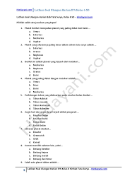 Latihan soal terdiri dari 40 butir soal pilihan ganda lengkap dengan kunci jawabannya. Latihan Soal Ulangan Harian Bab Tata Surya Kelas 6