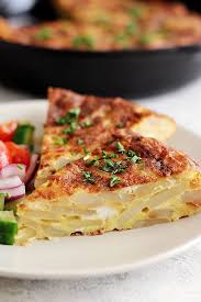 This Spanish Tortilla Recipe Is A Classic Also Known As Tortilla Espanola This Easy Spanish Potato Omelette I In 2020 Tortilla Recipe Recipes Spanish Tortilla Recipe