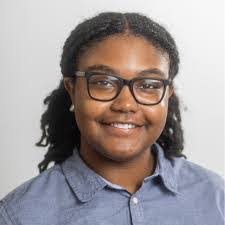 Ebony Redd's Instagram, Twitter & Facebook