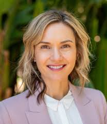 Francesca Cummings's Instagram, Twitter & Facebook