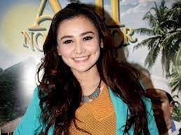 Cantek tak contact lens @wawasoftlens_hq n tudung dr @galerihajra tu?. Wawa Zainal Cute Gwiyomi Youtube