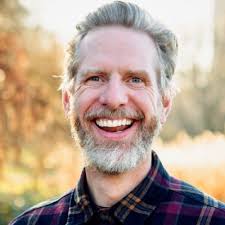 Very happy to let you know I've started a new position as Director of Video  (maternity cover) for The Times. I'll be helping the incredible team there  launch a new factual YouTube