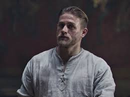 меч короля артура King Arthur Legend Of The Sword 2017 King Arthur Pendragon Kingarthur Charliehunnam Kingarthurlegendofthesword Charlie Hunnam King Arthur Charlie Hunnam King Arthur Movie