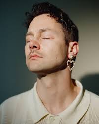 TERESA 🚀 . . because she's a hero and i LOVE these snaps. march 2022 . all  scanning over at @carmencitafilmlab 🤍 . #filmphotography #mamiya645  #mediumformatphotography #shootfilmmag #portraituring #sharefilm  #fapovmagazine #thinkveryfilm @mamiya_rb