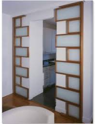 Desain kongliong minimalis / 25 inspirasi keren model kongliong rumah minimalis aneka model rumah : 7 Sistem Pintu Garasi Yang Cocok Untuk Rumah Anda Pintu Garasi