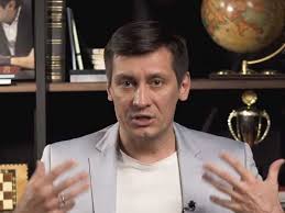 Веганка, феминистка, свободно владеет тремя… • подпишитесь на. Sq Yov3p3hbjem