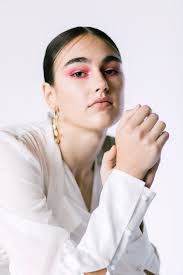 Editorial — COESSENTIAL