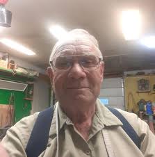 How to remove stuck tie rod side of drag links?