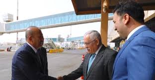 Mevlüt çavuşoğlu eşi hülya çavuşoğlu ile 25 yıllık evli. Disisleri Bakani Cavusoglu Irak Ta