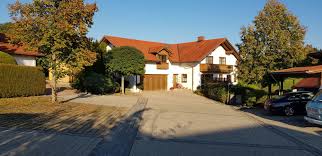 Tierhaltung muss erlaubt sein, wir haben 2 mittelgroße hunde. Haus Zum Verkauf Franziska Luibl Siedlung 30 84307 Eggenfelden Rottal Inn Kreis Mapio Net