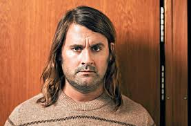 Seltzer reiste til hjemlandet USA for å finne ut hva som skjedde. Han fant  et mareritt.