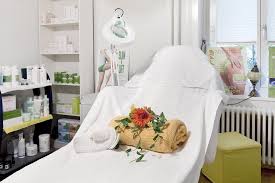 Mit treatwell unkompliziert 24/7 online buchen! Beauty Forever Beckenhofstrasse Kosmetikstudio In Kreis 6 Zurich Treatwell