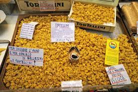 Porównujemy ceny lotów bezpośrednich bologna — essen i lotów z przesiadką wśród 750 linii lotniczych i agencji. Tortellini Essen In Bologna Chez Matze
