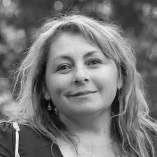 Estrella Monroy's Instagram, Twitter & Facebook