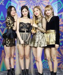 Congratulations To Blackpink For Winning Cosmopolitan Artist Award At The 2019 Golden Disc Awards Blackpink Fashion Black Pink Kpop Kpop Outfits