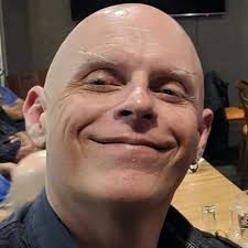 Every month or so a new group of people discover stadium super trucks and  this clip