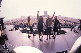 Metallica enter sandman live in russia 1991)hq. Pantera In Russia See Amazing Photos From Iconic 1991 Monsters Of Rock Appearance Revolver