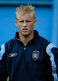 Каспер шмейхель и его отец петер шмейхель. Etot Evro Eshe Raz Dokazal Chto Shmejheli Unikalnaya Vratarskaya Dinastiya Zhuk V Muravejnike Blogi Sports Ru