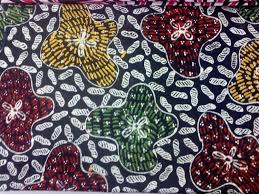 Jenis dan makna motif batik di indonesia yang terakhir adalah batik sidoasih yang merupakan salah satu batik khas keraton. 30 Motif Model Batik Madura Gambar Kain Batik Tulis