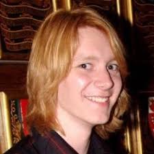 Nadia Dunn (@nadiaisdunn)